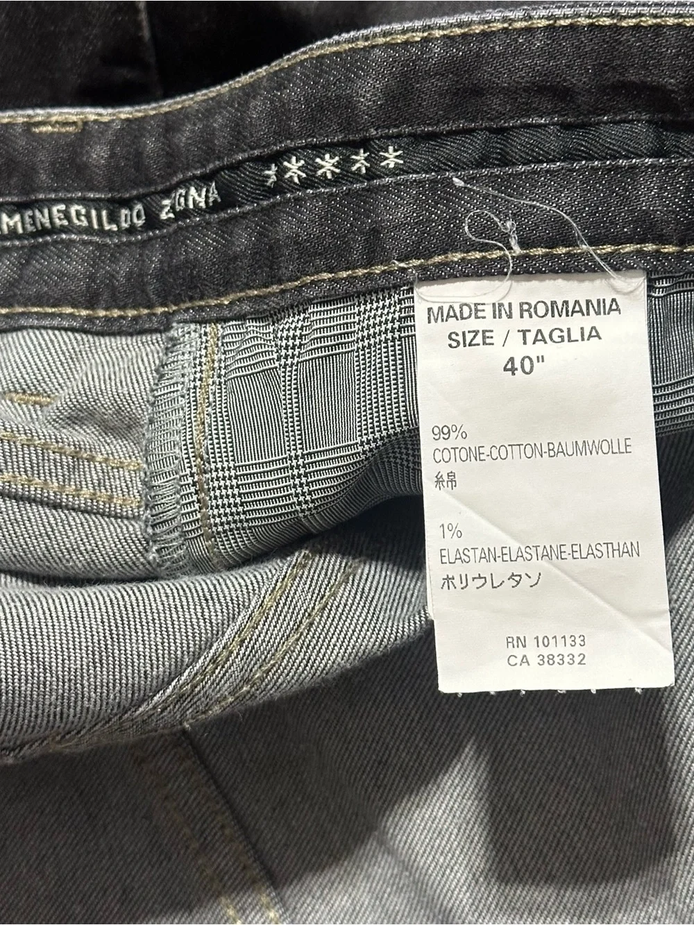 AG Adriano Goldschmied Men’s Size 38 x 30 The Matchbox Hemmed Straight Jeans